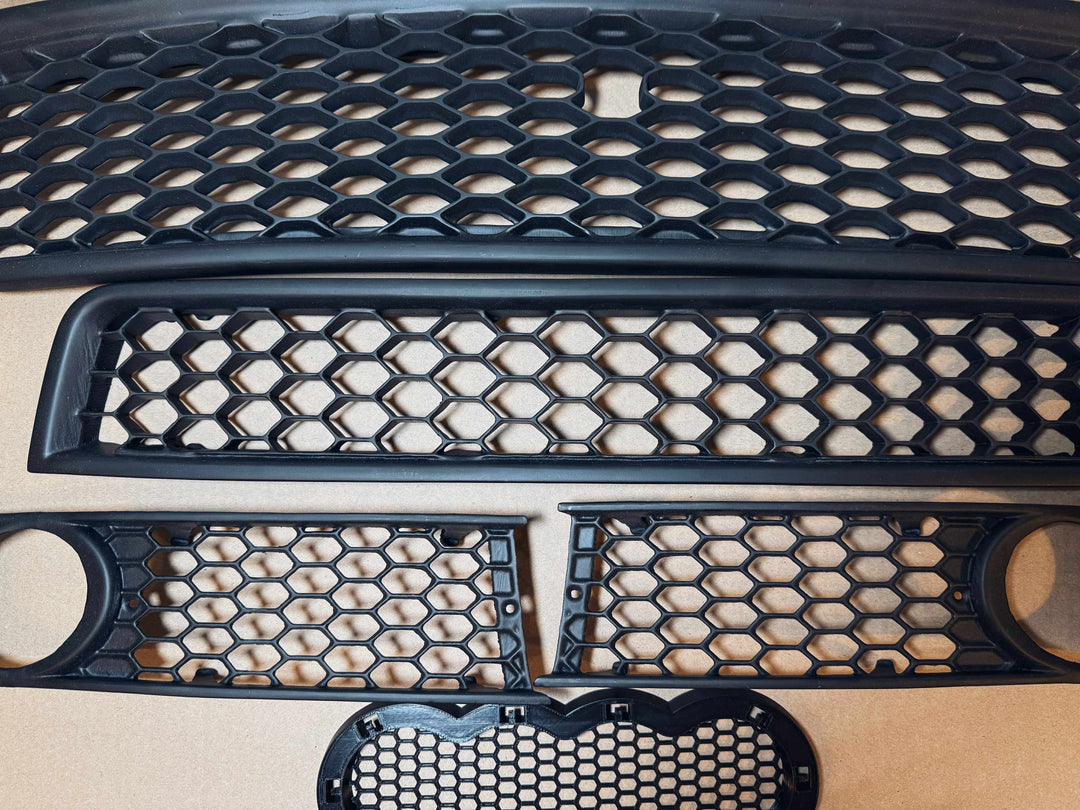 Audi A4 B6 grill set