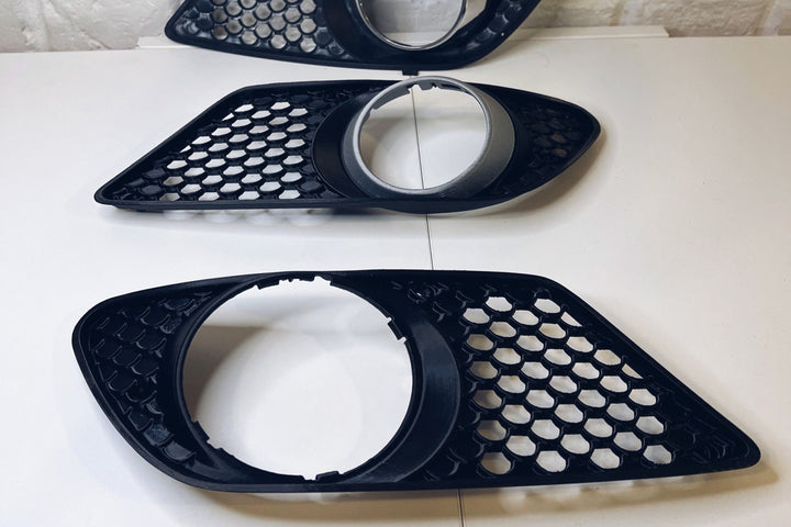 Mercedes Benz C CLASS W204 2007-2010 Pre-Facelift fog light grills