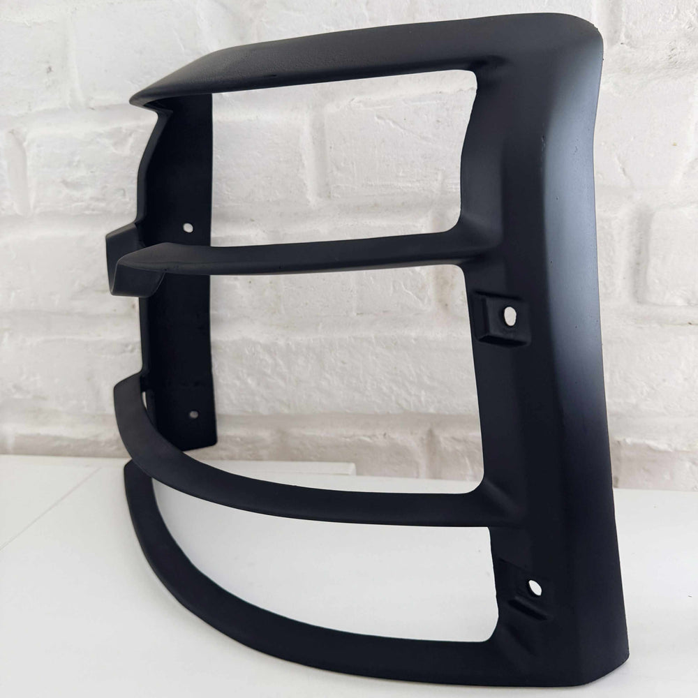 Land Rover headlight cover