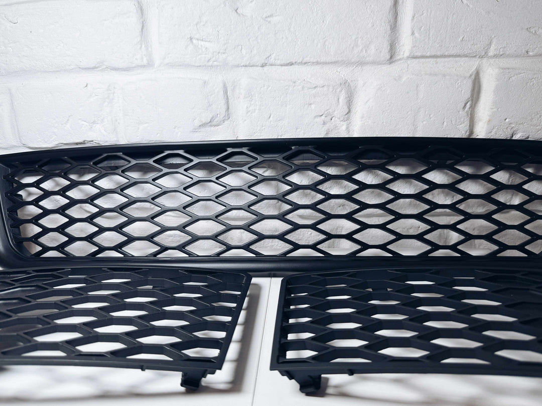 Audi A4 B6 S-line fog light grills with bumper grill